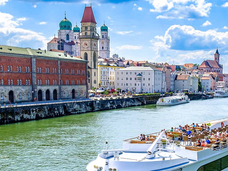 Viele Flussreisen starten in Passau