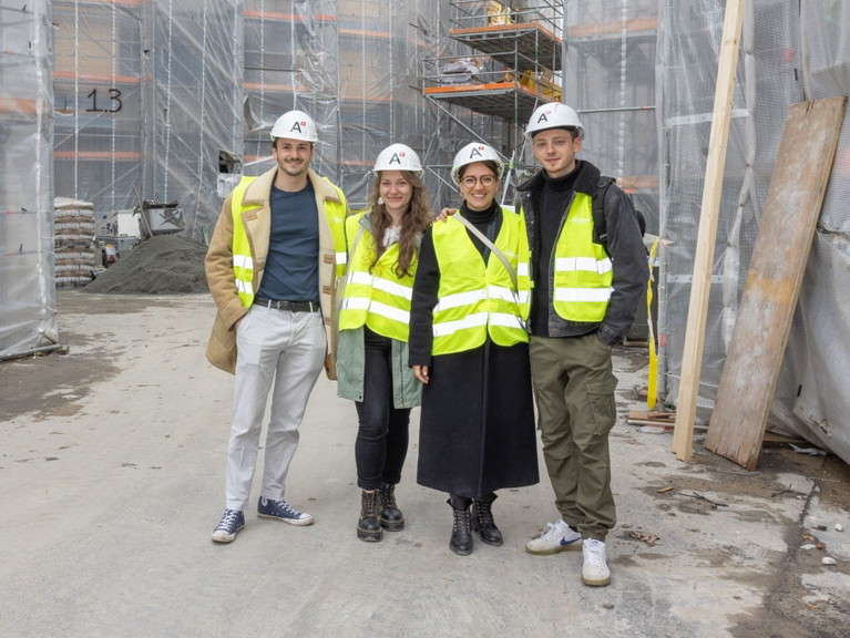 Das neue «Igniv»-Team in Andermatt: Souschef Florian Gauster, Alexandra Kraxner, Hannah van den Niewenhuizen und Chef Valentin Sträuli.