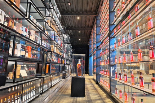 Wall of Whisky © Roland Graf
