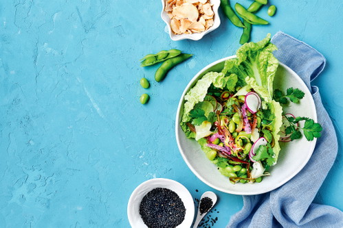 Edamame-Wakame-Salat mit Radieschen von Noah Rechsteiner. 