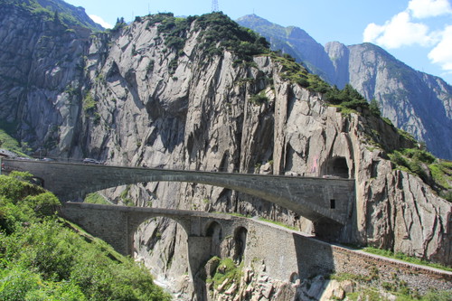Die Teufelsbrücke bei Andermatt.