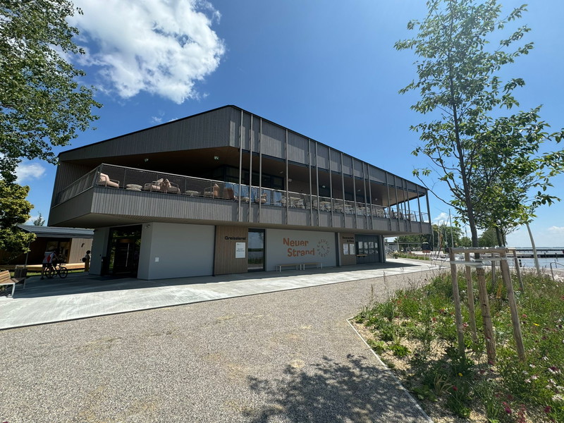 Neues Resort inmitten des UNESCO-Welterbes mit Restaurant »Libelle«, einer Strandbar und einer hauseigenen Greißlerei.