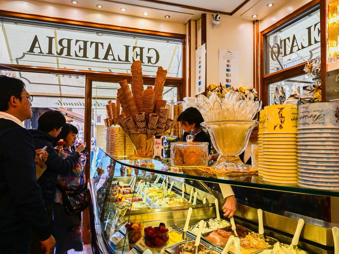 Die »Gelateria La Carraia« in Florenz – eine kleine, familiengeführte Eisdiele, bekannt für ihr hochwertiges Gelato.