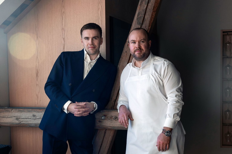 Zwei-Sterne-Koch Daniel Berlin mit Chefsommelier Joachim Blonster: Wirtschaftlich gesehen sei es ein Kamikaze-Akt, ein Restaurant in einer solch abgelegenen Gegend zu eröffnen.