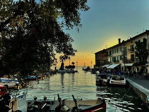 Lazise.