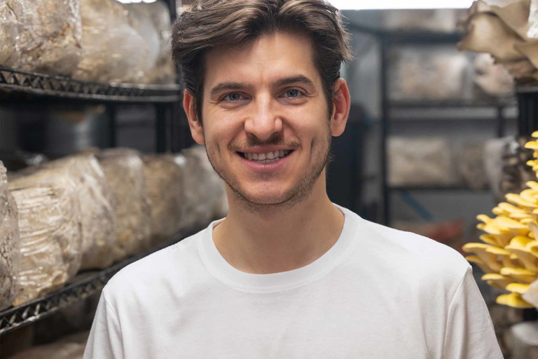 Der Zucht von Pilzen aller Couleurs widmet sich der «Pilzchef» Lorenzo Falcone.