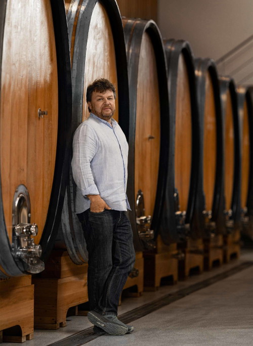 Ausnahmewinzer Albert Gesellmann zeigt mit Chardonnay Ried Steinriegel, dass auch das Mittelburgenland tolle Weißweine hat.