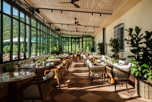 Der Wintergarten im »Schloss Restaurant« im Rosewood Schloss Fuschl.