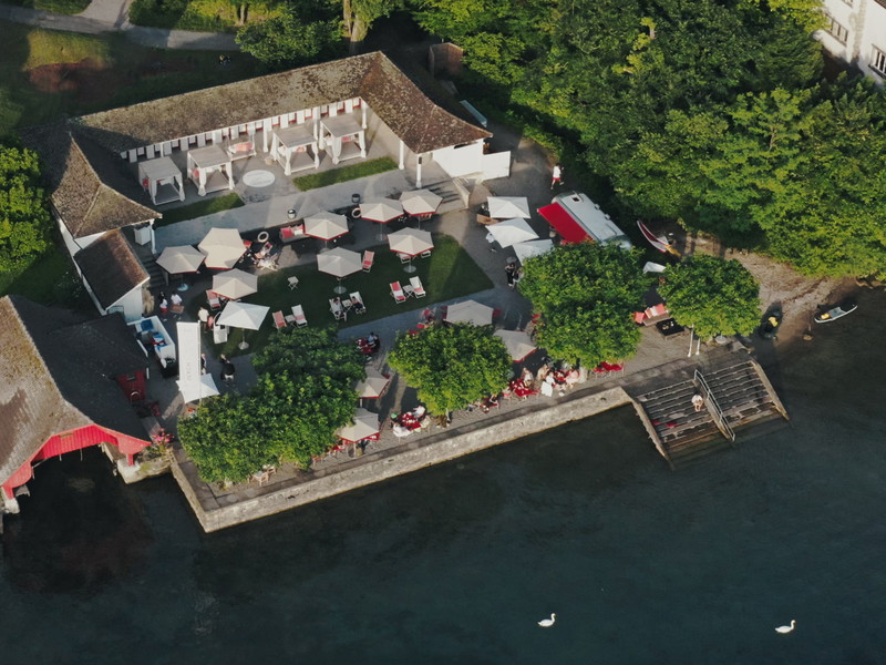 Der Beach Club befindet sich gleich neben dem Hauptgebäude.