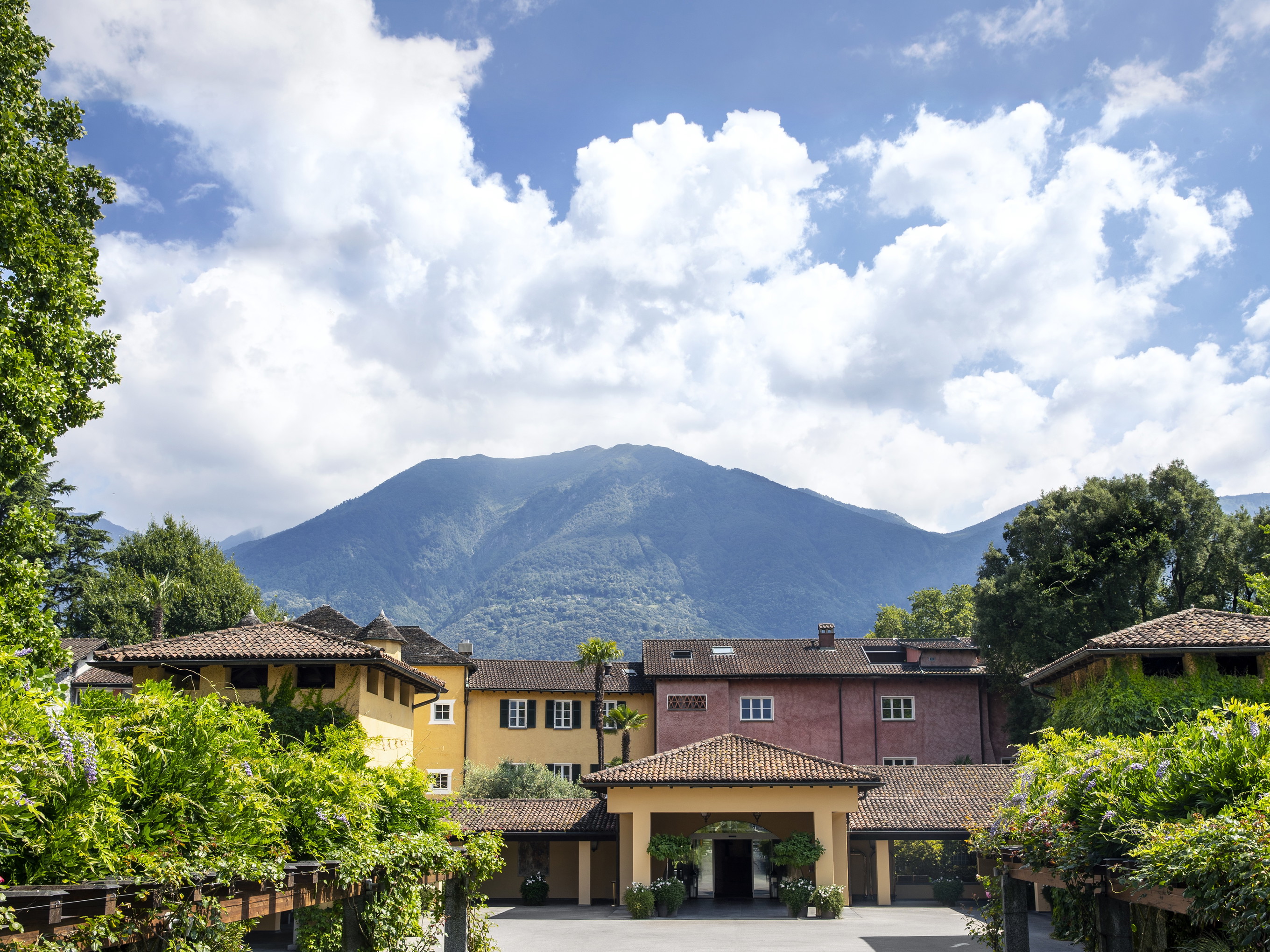 Die Einfahrt zum «Castello del Sole».