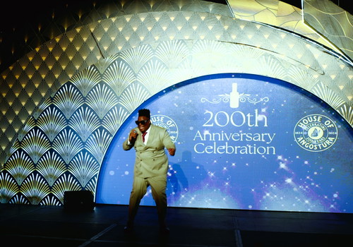 Ein Hauch von Sinatra im Ballroom: Samtstimme Ancil Valley war Teil des Showprogramms.