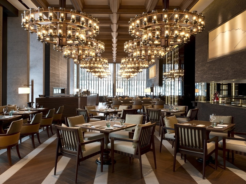 Im «The Restaurant» gibt es vier Showküchen. Gezaubert werden darin europäische und asiatische Gerichte.