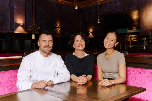 v.l.n.r. Tobias Beck, Claudia Steinbauer, Anh Vu
