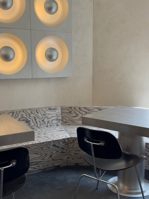 Das Interieur ist schlicht, aber elegant – der perfekte Ort um zu entspannen.