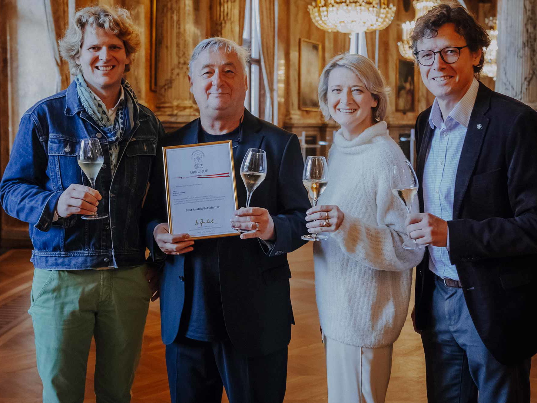 Michael Malat mit Andreas Vitasek, dem frisch gekürten Sekt-Austria-Botschafter, Dagmar Gross und Benedikt Zacherl.