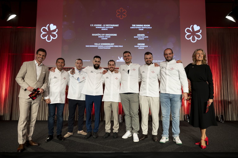 Die glücklichen Gewinner eines Michelin-Sterns. 
