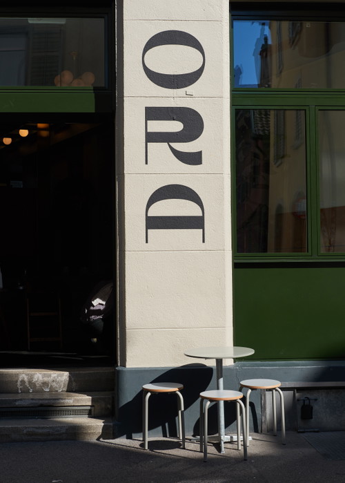 Die «Ora Bar» befindet sich etwa sieben Gehminuten vom Hauptbahnhof Zürich entfernt.  