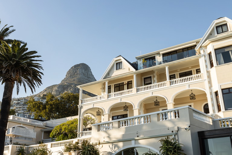Das Ellerman House ist ein Juwel, das Luxus, Kunst
und Kultur in vollendeter Harmonie vereint – mit einem atemberaubenden Blick auf den Ozean.