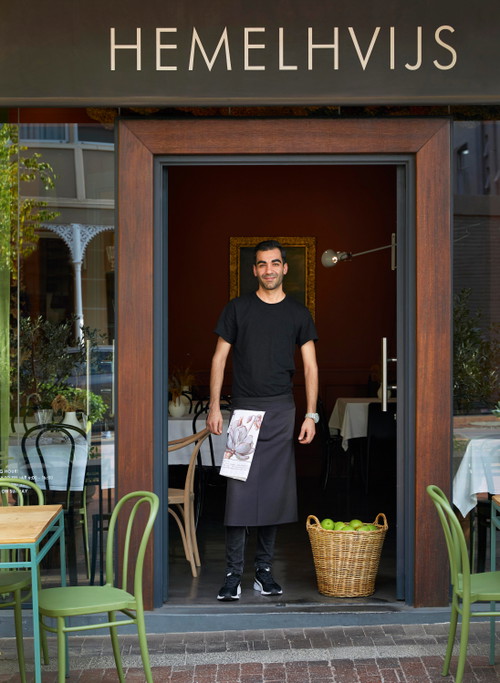 Das »Hemelhuijs« ist recht eigenwillig, was das Interieur angeht. Alle drei Monate wird das
Lokal neu gestaltet. Nicht weniger spektakulär sind die kulinarischen Kreationen von Jacques Erasmus.