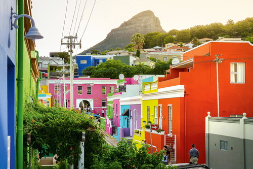 Die bunten Hausfassaden
machen Bo-Kaap zu einer der sehenswertesten Gegenden
Kapstadts.