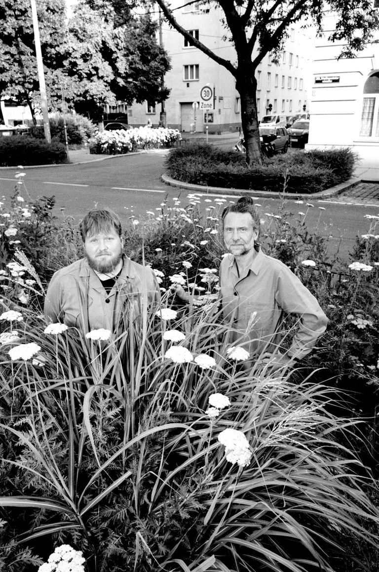 Lukas und Markus Mraz, »Mraz &amp; Sohn«, Wien