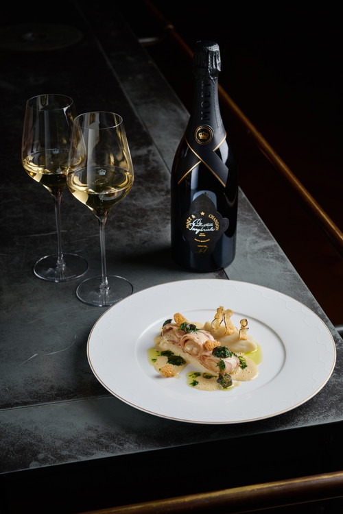 Der neue Moët &amp; Chandon Champagner Collection Impériale Création N° 1 wurde gleich zu mehreren Gängen gepairt.