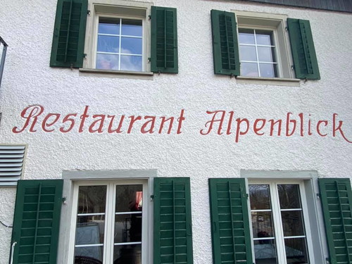 Im Meilener «Restaurant Alpenblick» gibt es die beliebteste Metzgete der Schweiz 2024.