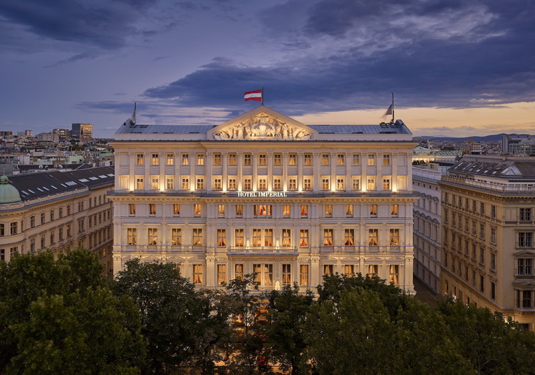 Seit über 150 Jahren ein Symbol für Luxusreisen und Eleganz: Das Hotel Imperial, a Luxury Collection Hotel, Vienna. 