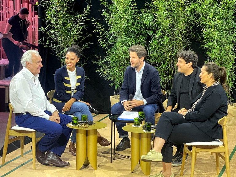 Alain Ducasse, Elisabeth Boucher, Moderator Philibert Chambre, Mauro Colagreco und Nadia Sammut (v.l.n.r.)