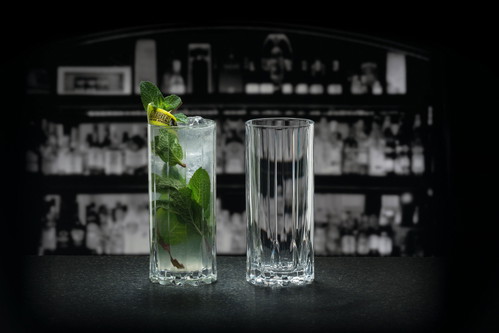 Das Highball-Glas der Kollektion.