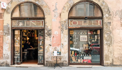 Wie der Wein steht auch das Olivenöl aus Italien für Exzellenz und höchste Qualität.