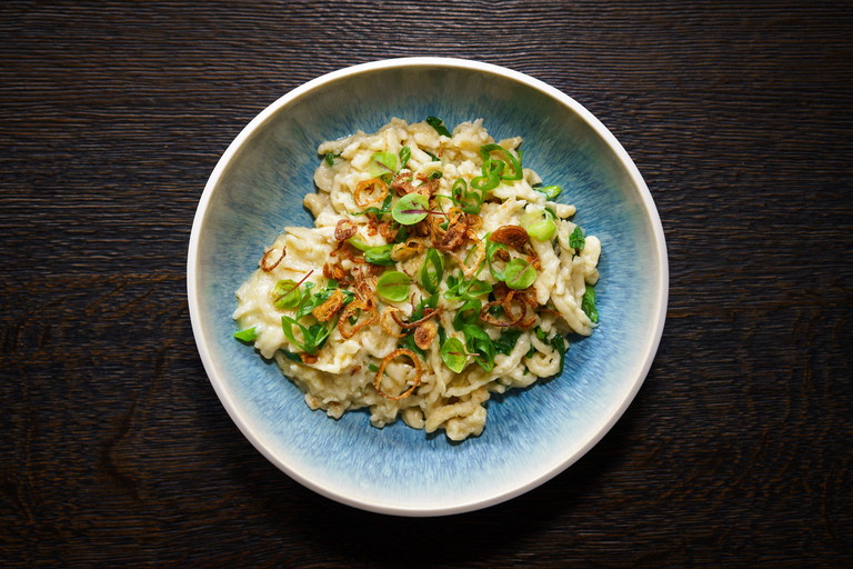 Nelson Müllers schwäbische Lieblingsspeise: Hausgemachte Käsespätzle.