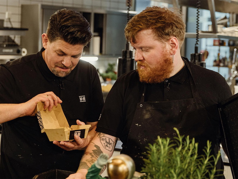 Tim Mälzer und Lukas Mraz © RTL/Hendrik Lüders