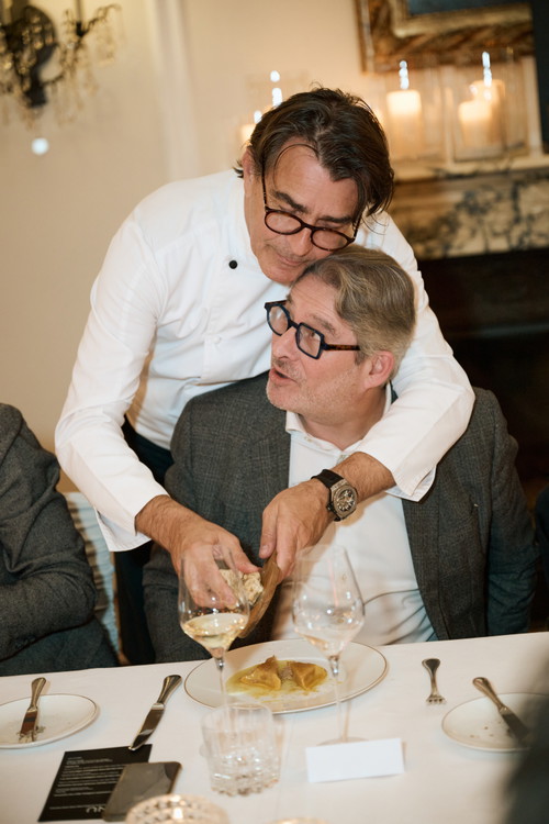 Yannick Alléno bekochte die Gäste am Event im «Bürgenstock Resort».