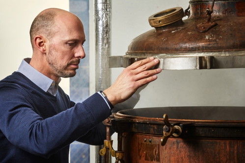 Florian Mückstein produziert in dritter Generation Eierlikör: Das Revival der Hausmannskost (im folgenden Bild: Eierlikör-Guglhupf) hat die Nachfrage befeuert.