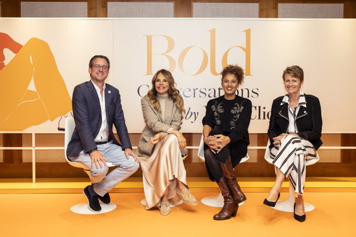 Die hochkarätige Jury – Modedesigner Kevin Germanier vervollständigt die Besetzung.