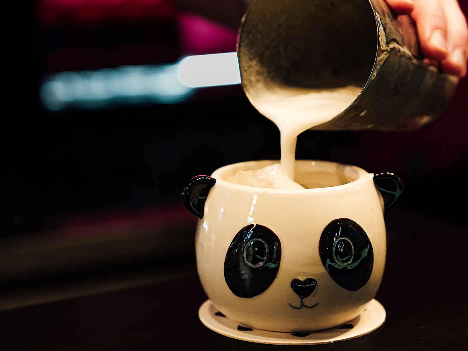 Im neuen Punky Panda von Stephan Hinz treffen kreative Drinks auf anarchische Asia-Kitchen