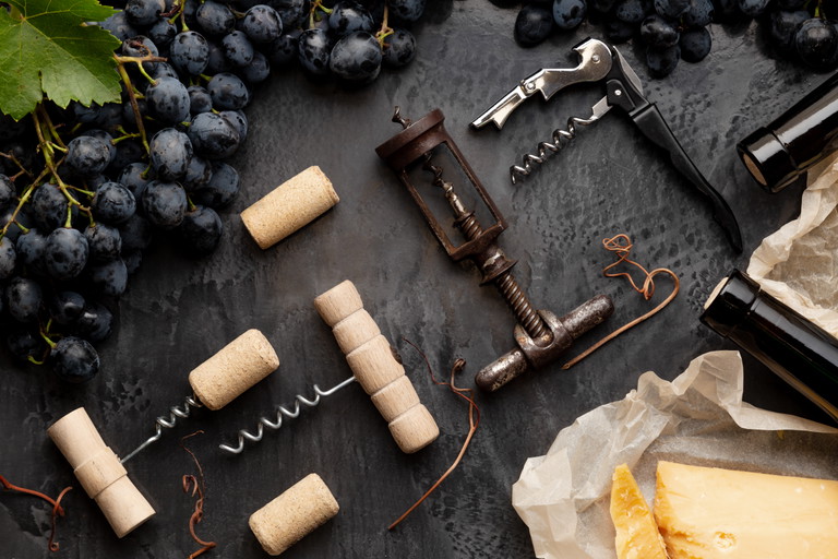 Classic corkscrew, wing corkscrew, waiter's knife, or perhaps a twin blade opener?