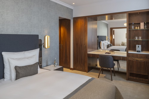 Eine frisch renovierte Signature Junior Suite.