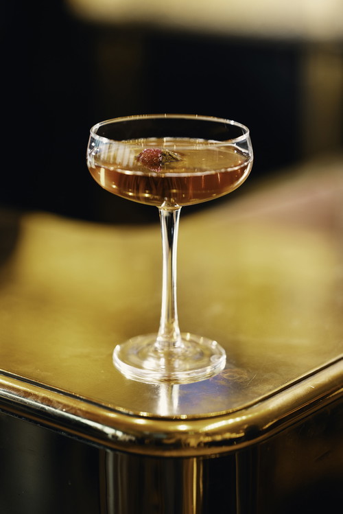 Der Siegerinnendrink «Hibis-Kiss» von Melina Reusser.