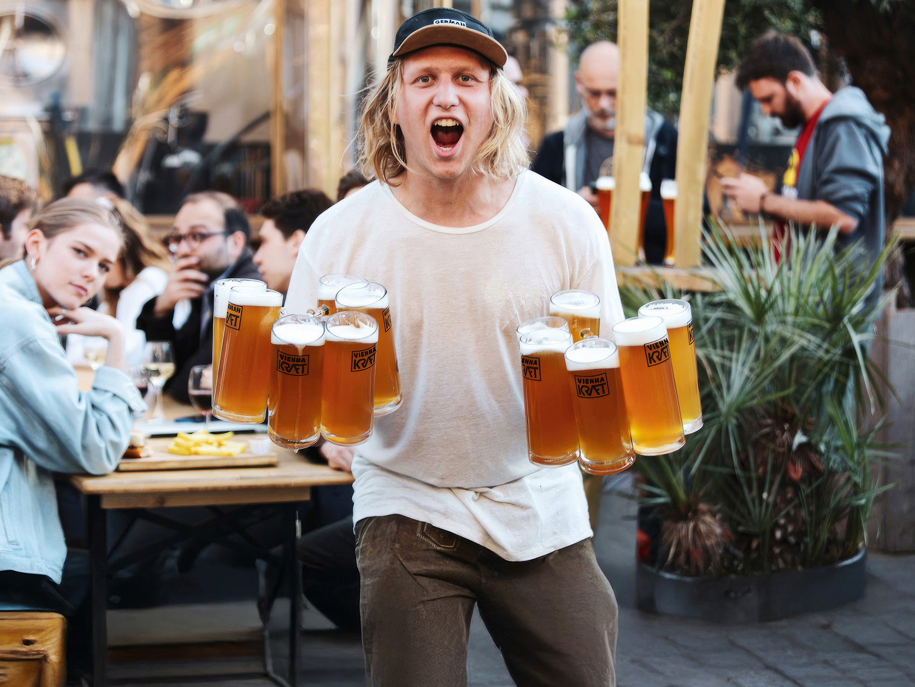 Im »Gleis//Garten« sind nicht nur Streetfood-Stände sondern auch die Brauerei »Vienna Kraft« untergebracht. 