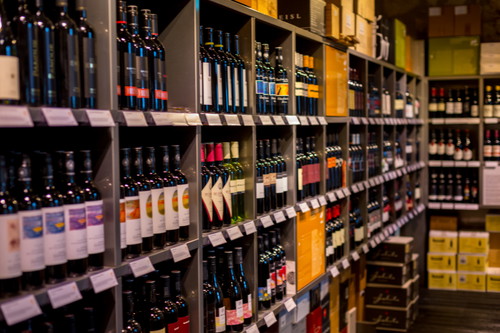 Die Selektion Vinothek Bugenland.