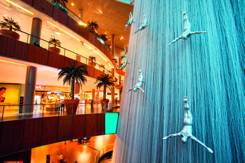 The Dubai Mall is a both a shopper's and a foodie's dream come true.