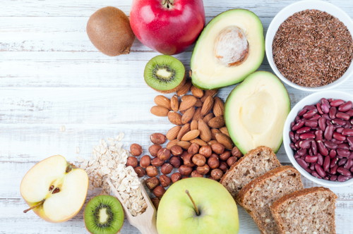 In eine Carnivore Ernährung passen weder Gemüse, Früchte noch Kohlenhydrate.