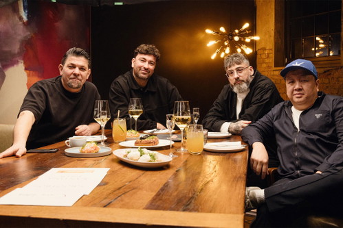 Tim Mälzer und Marteria fordern Sido und The Duc Ngo heraus. 
