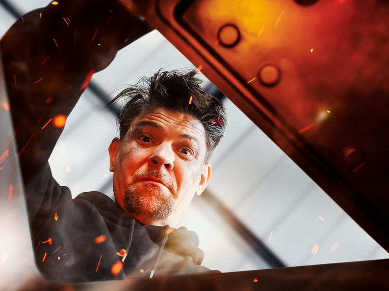 Bei Kitchen Impossible geht es für Tim Mälzer heiß her.