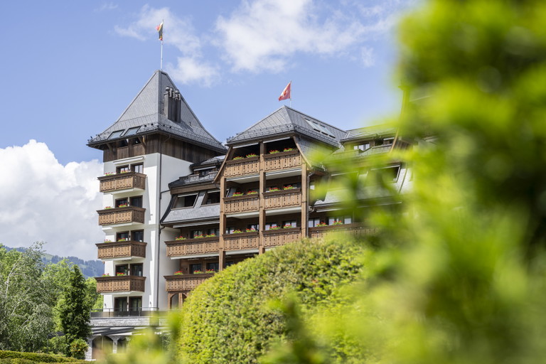 «The Alpina Gstaad».