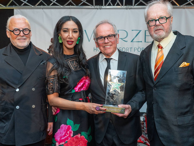 V.l.n.r.: Wolfgang Rosam, Gelila und Wolfgang Puck und Hans-Werner Frömmel.