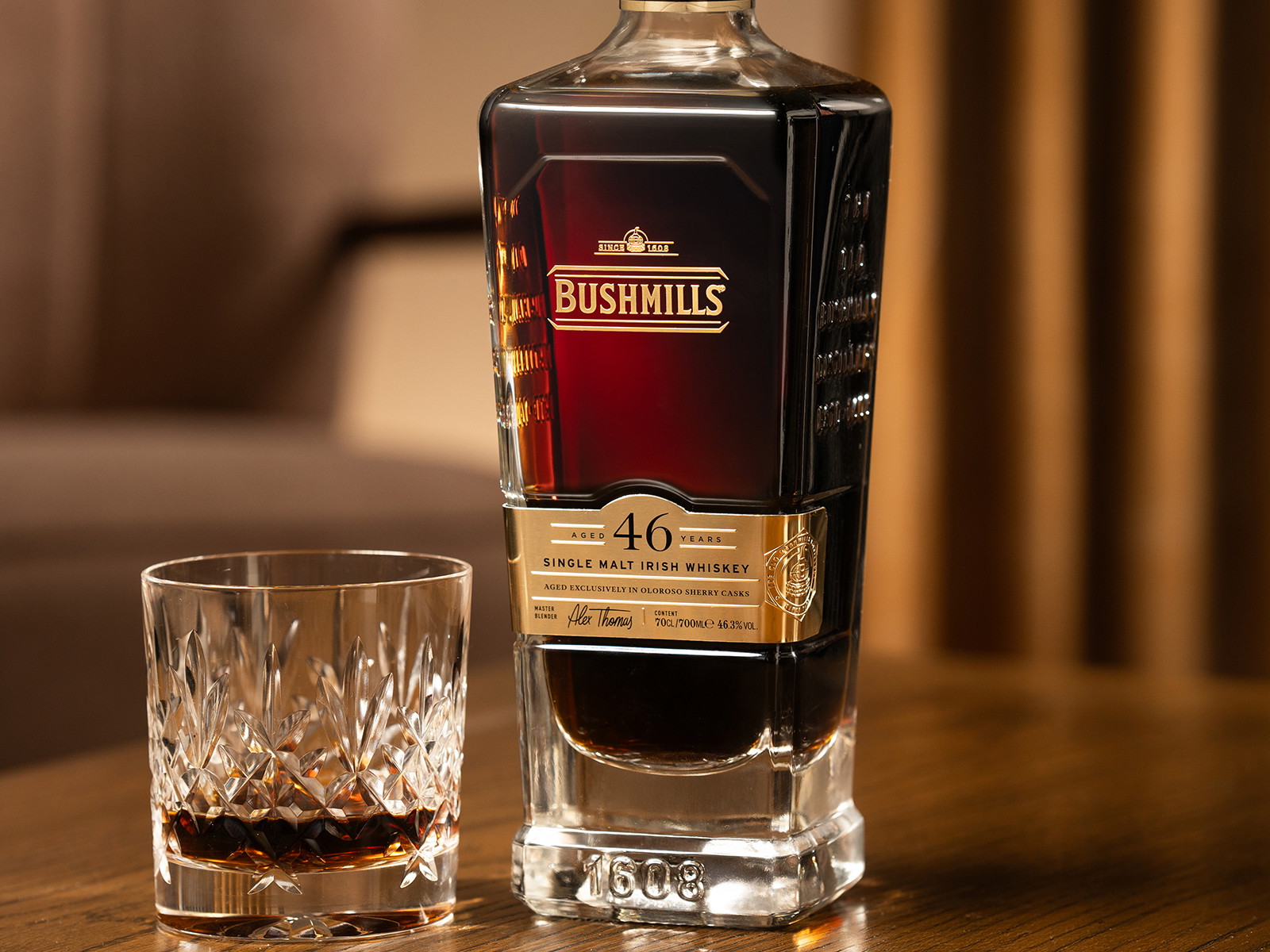 Einen älteren Irish Single Malt gab es noch nie. Der 46 Year Old Single Malt Irish Whiskey »Secrets of the River Bush« stellt damit einen neuen Rekord auf.