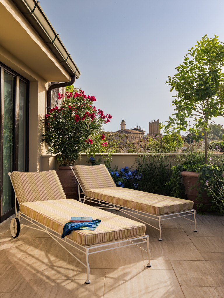 Terrace Roman Suite